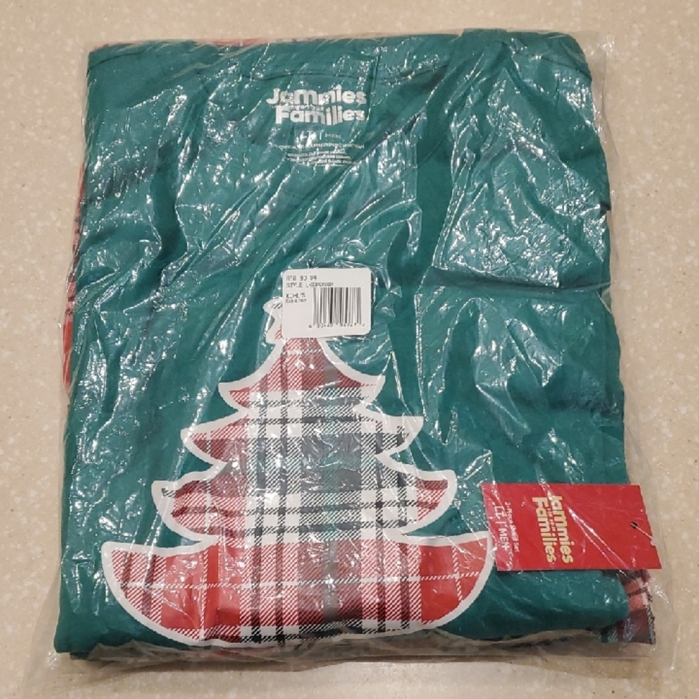 Jammies For Your Families Christmas Pajama Set